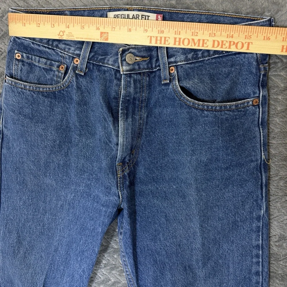Vtg Levis 505 Jeans Mens Fits 32x31 Regular Fit Straight Leg Medium Wash Y2K